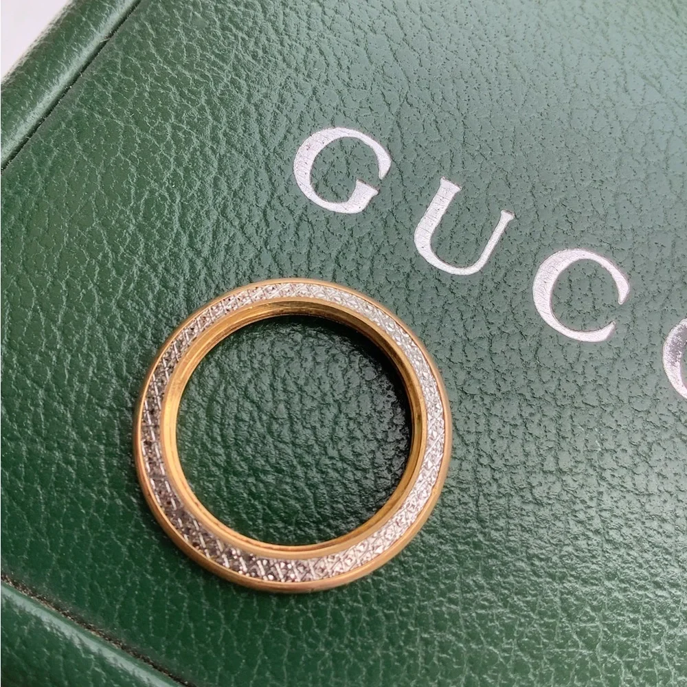 Gucci gold/ silver “ Diamond cut” bezel ⭐️